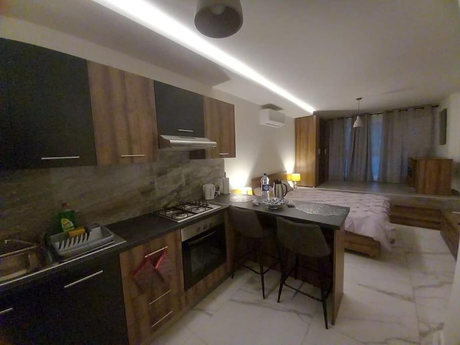 Brand New 1 Bedroom Studio Flat Gudja Bagian luar foto